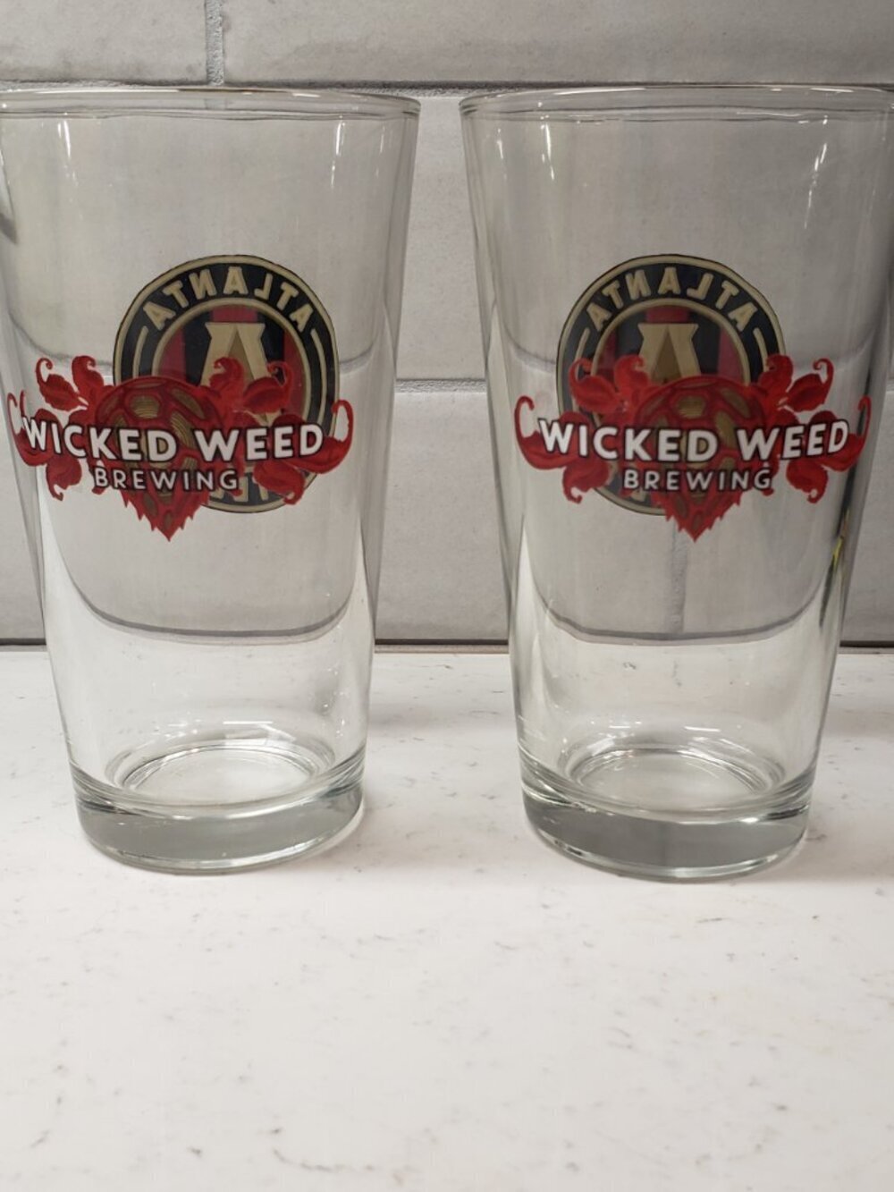 NEW- Atlanta United Soccer Pint Glasses, Set of 2 - Picture 2 of 3